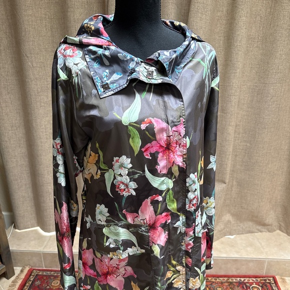 Johnny Was Reversible Floral Raincoat – NWT (Fits S–M) - Picture 1 of 7